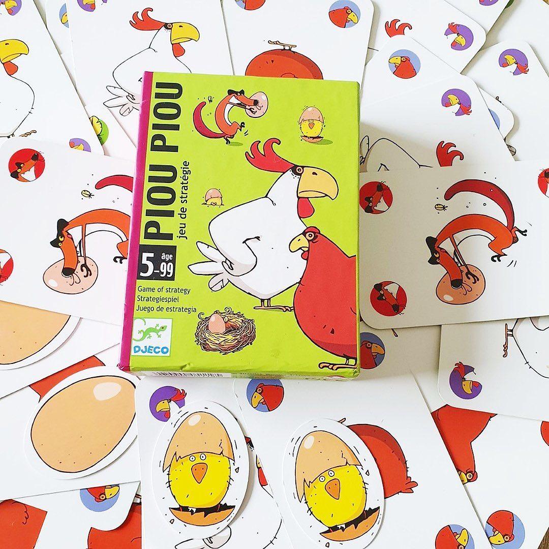Jogo de Cartas de Estratégia - Piou Piou